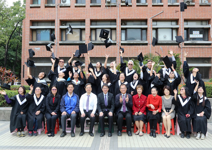 畢業囉！台南市勞工領袖大學課程今結訓  
