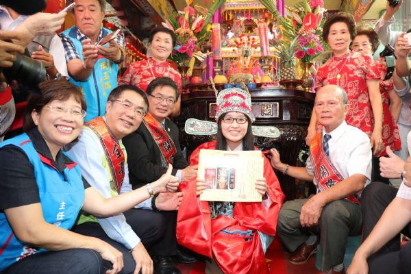 台南「做十六歲」成年禮  市長送祝福