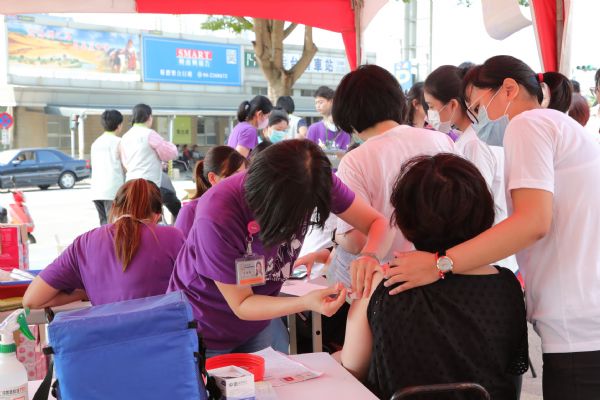 台南市流感病毒與肺炎鏈球菌疫苗 即日起開打