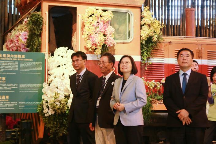 市長黃偉哲與總統蔡英文共同主持2019台灣國際蘭展開幕