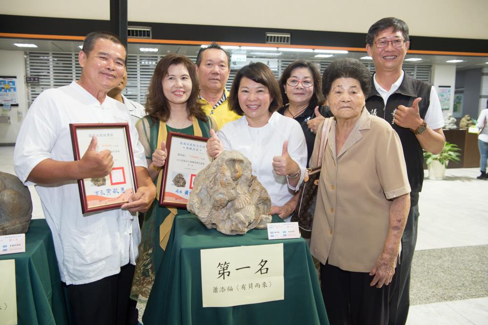 2019嘉市石猴雕刻競賽 蕭添福〈有貝而來〉奪首獎
