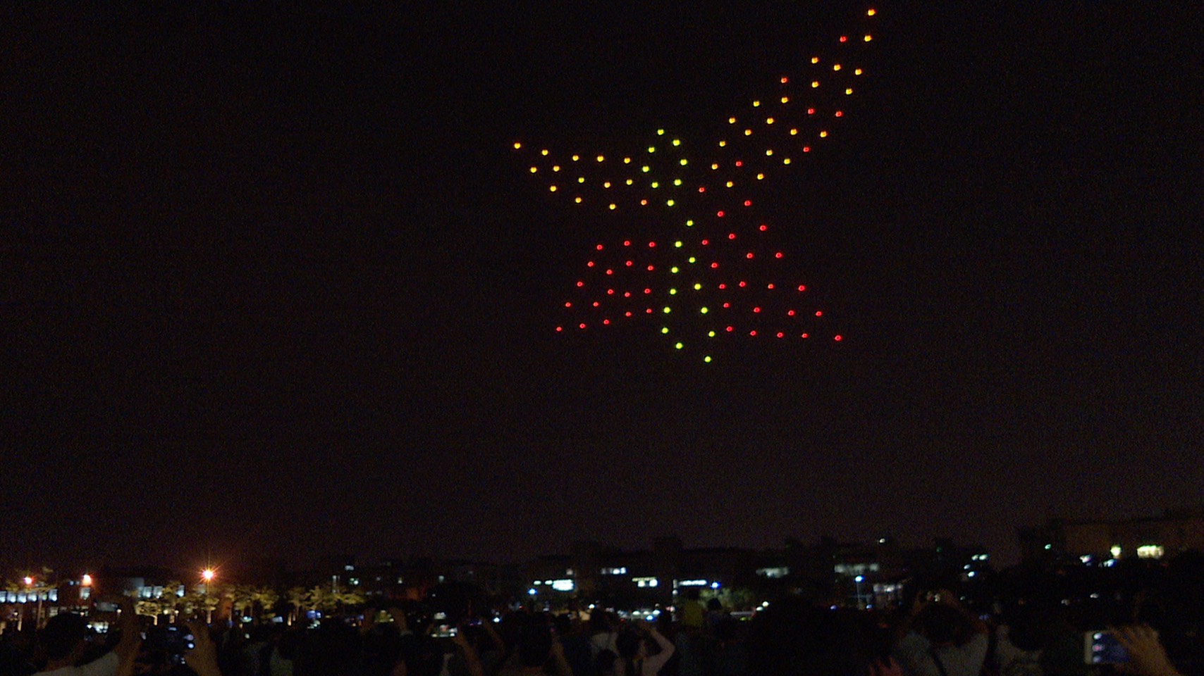 第0屆無人機群飛競賽  11月夜空亮點無限
