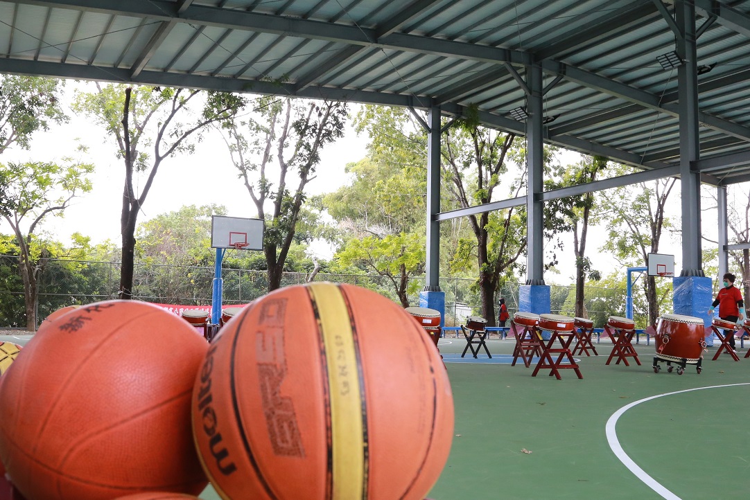 歡慶新化區體育公園風雨籃球場正式啓用   黃偉哲請大家要多利用