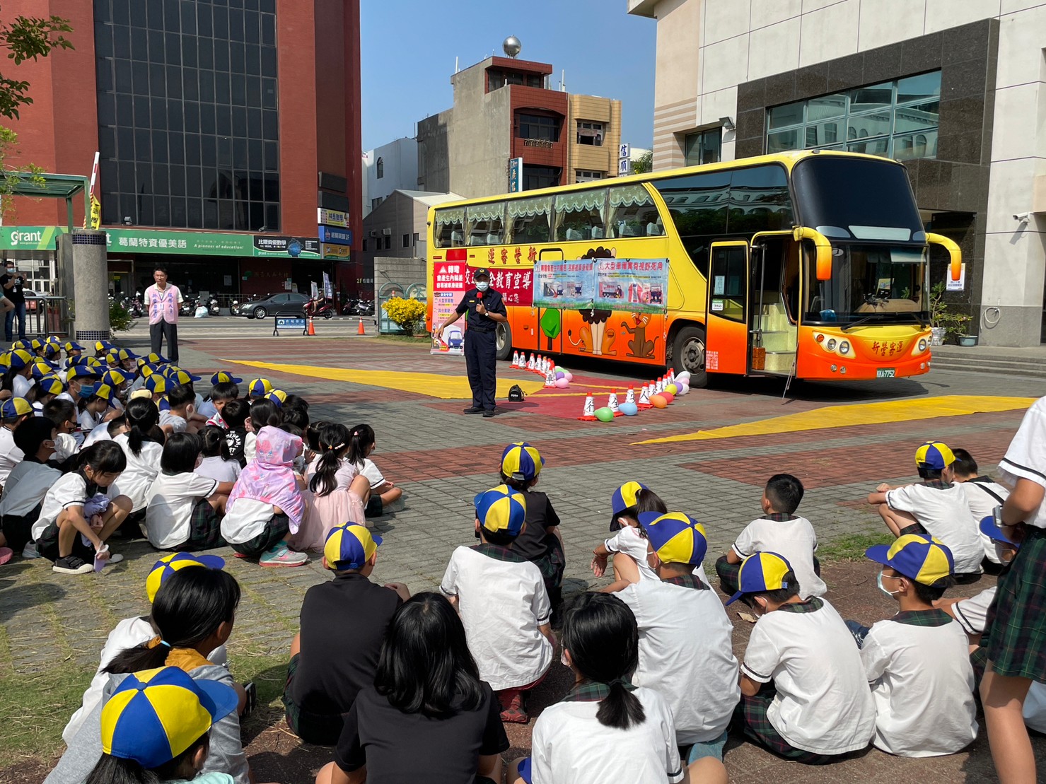 公車禮貌新文化校園宣導   學生老師熱烈迴響