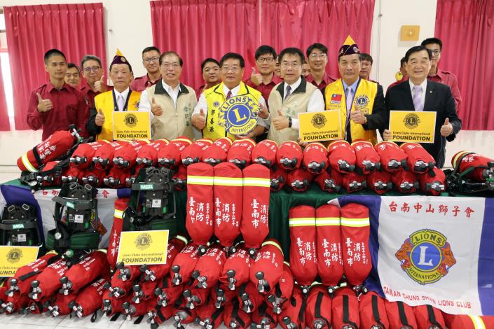台南中山獅子會捐贈最新救災裝備