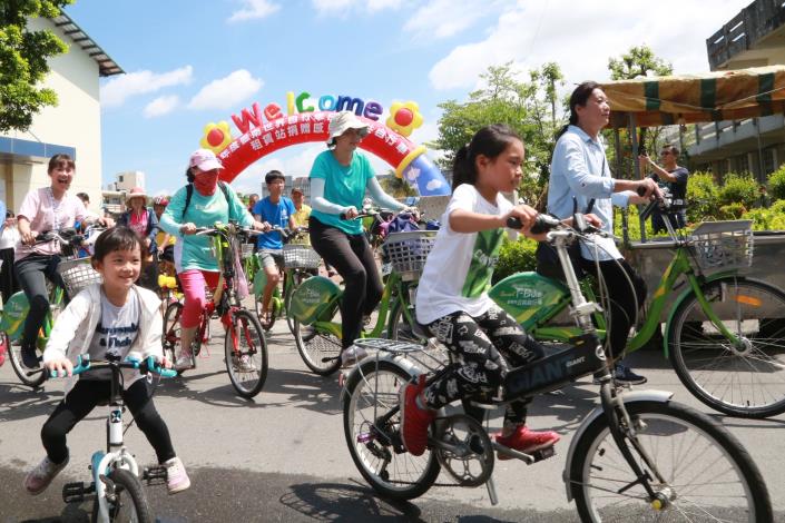 台南世界自行車日曁T-Bike日新國小站捐贈典禮