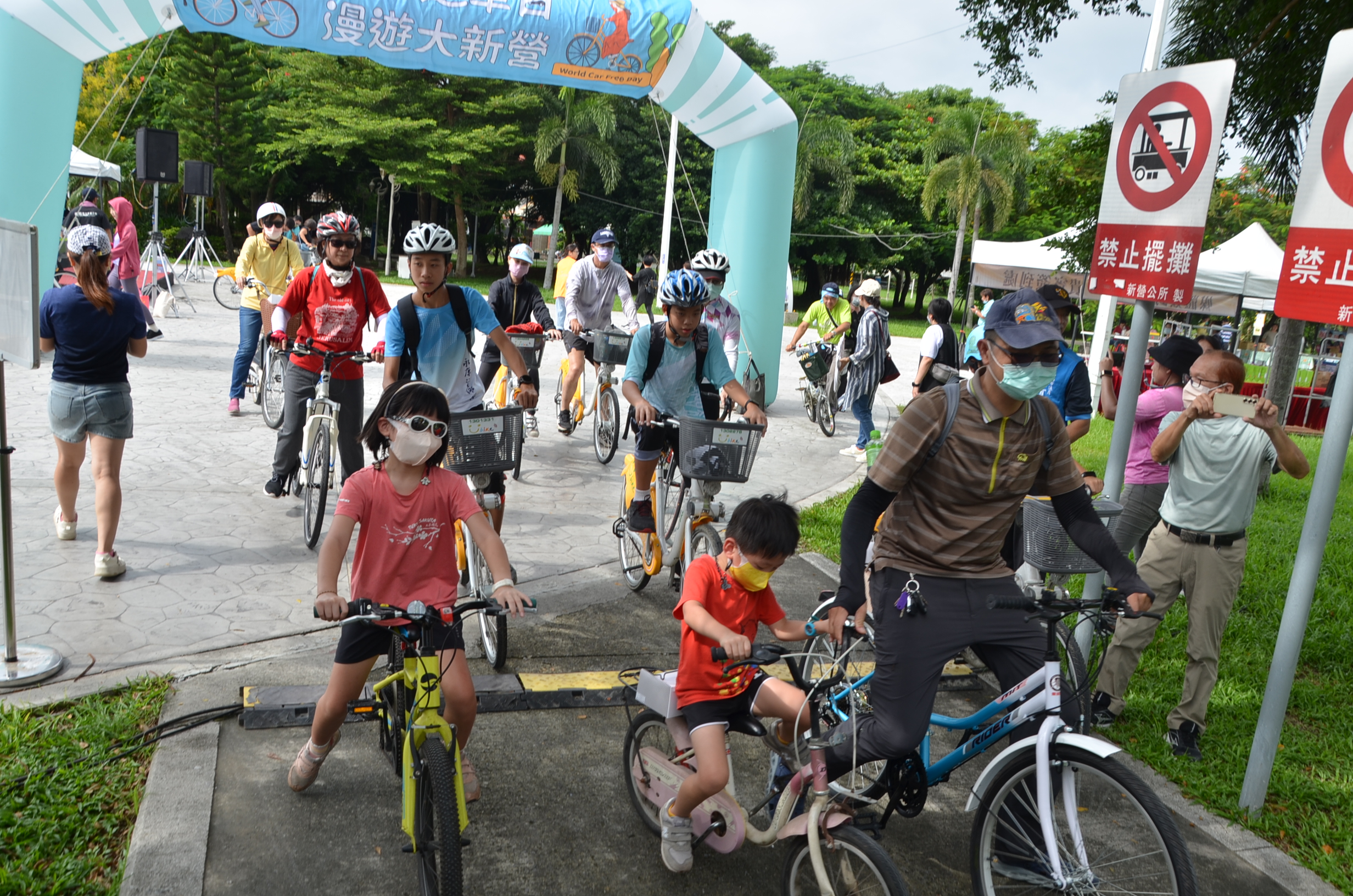 響應無車日   漫遊臺南大新營